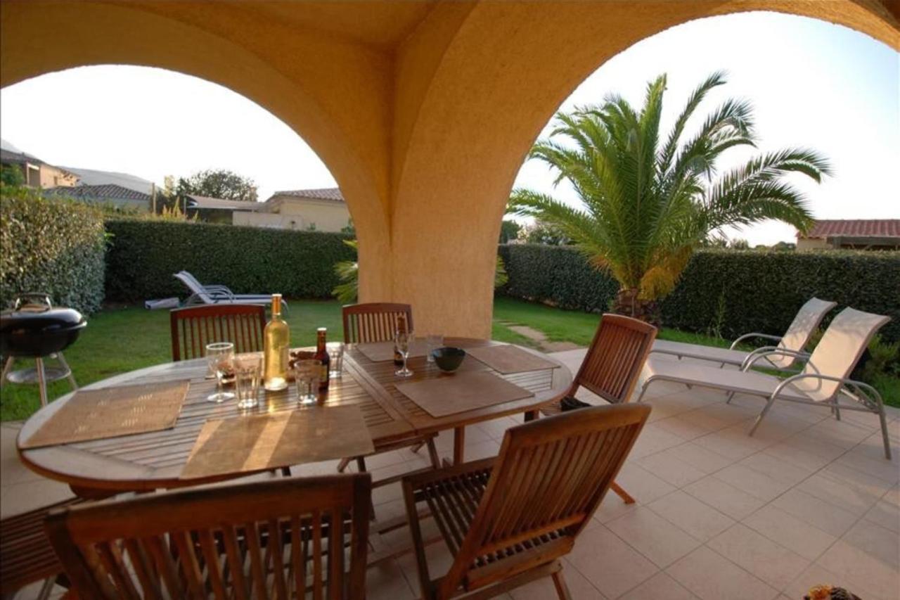 קאלבי Location De Vacances Olivier Jardin Privatif Et Piscine Chauffee Partagee מראה חיצוני תמונה